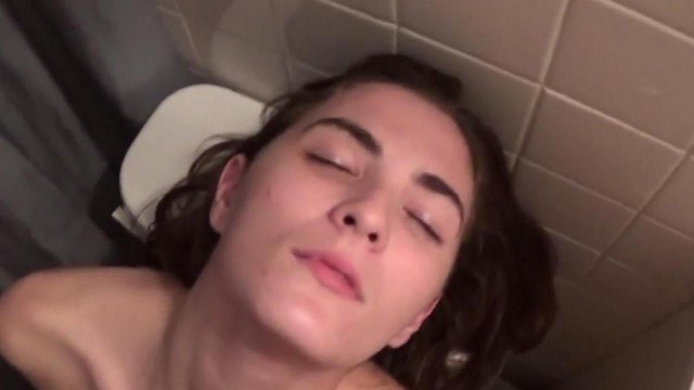 Порно видео #1266: в туалете, домашний секс, дрочка, жена, пьяные, спящие, минет