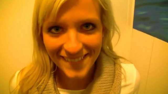 Порно видео #1630: блонды, в туалете, красивый секс, любители, минет